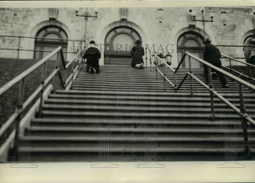 1927 Press Photo Brother Cudre Shrine at Montreal Canada - nee40240