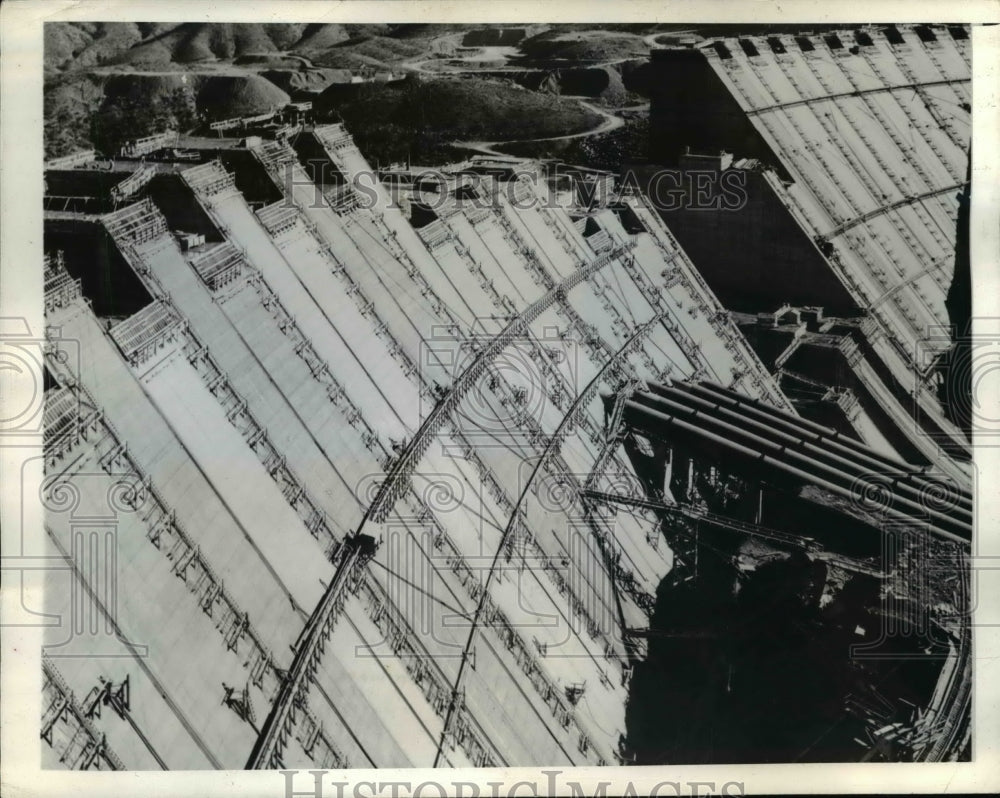 1943 Press Photo of the Shasta Dam in Redding, California.