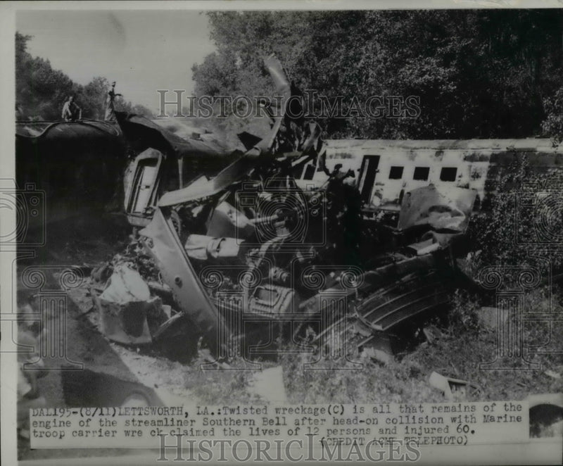 Load image into Gallery viewer, 1951 Press Photo Wreckage after Crash of Marine Troop Carrier &amp; Southern Bell
