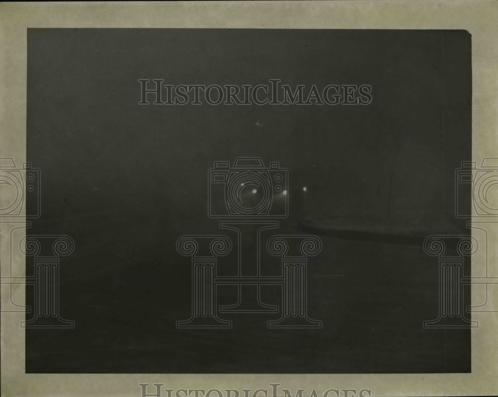 1944 Press Photo Fog at East 40th and Lake Shore Drive, Chicago Illinois