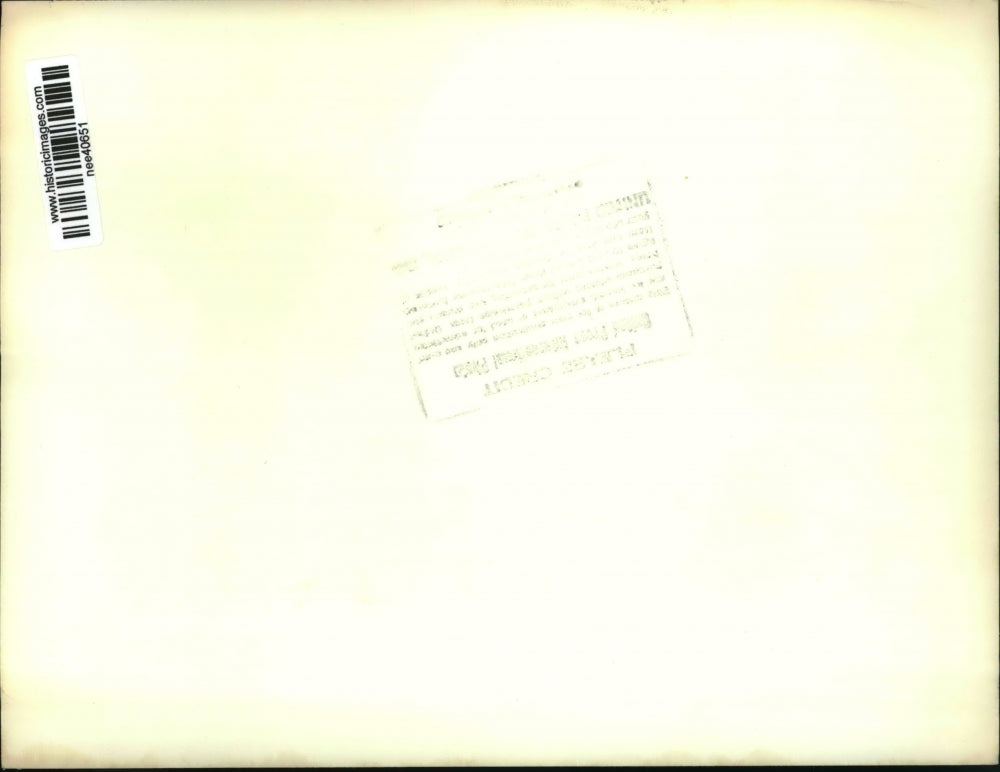 1971 Press Photo Melvin E. Laird makes statement to newsmen during recess