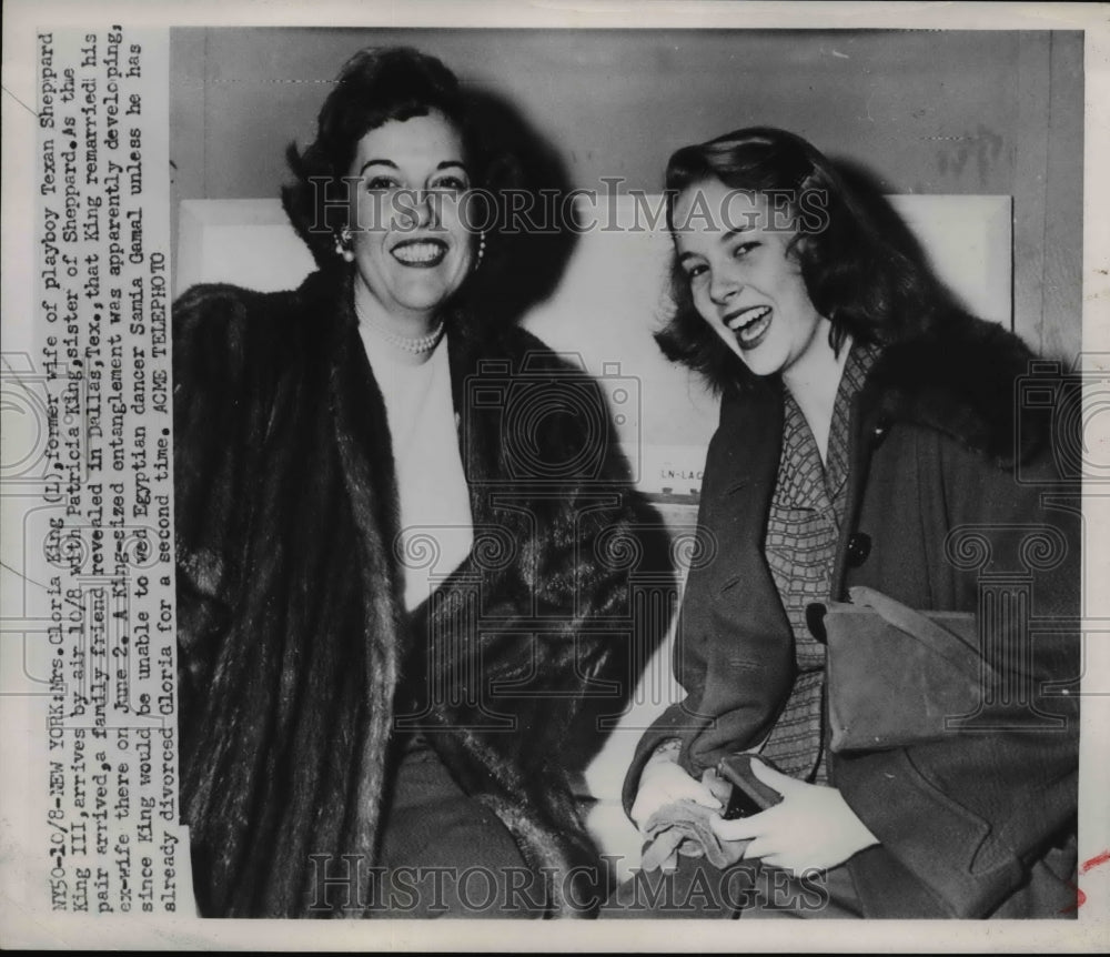1951 Press Photo Mrs. Gloria King and Patricia King arrive in New York