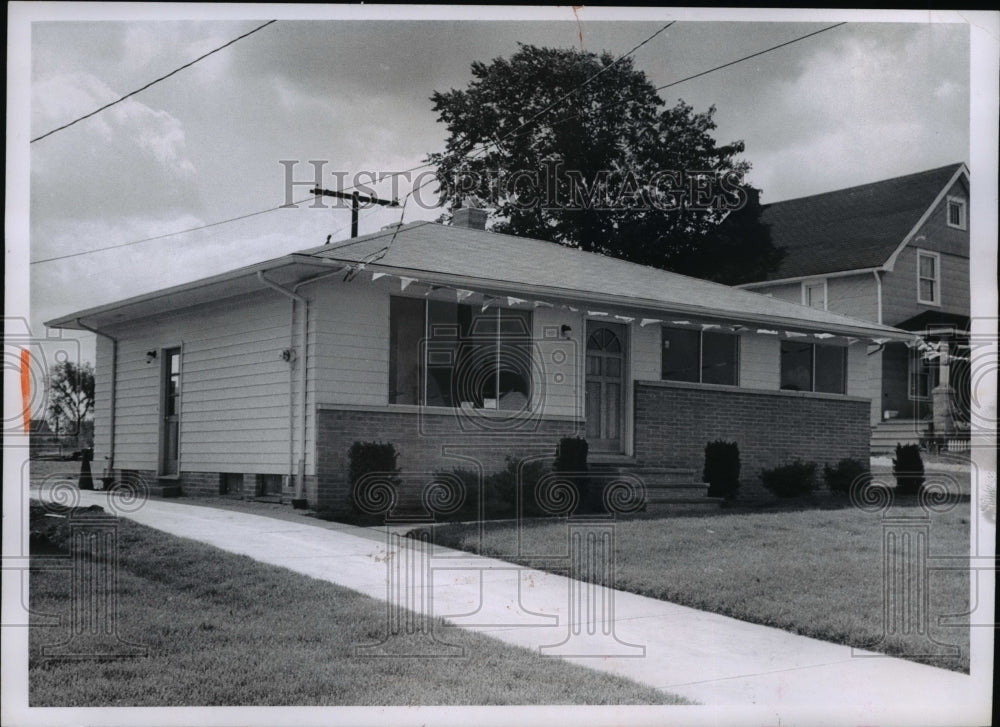 1966 Press Photo Rzyka Builders 16116 Rockside Rd - nee40807- Historic Images