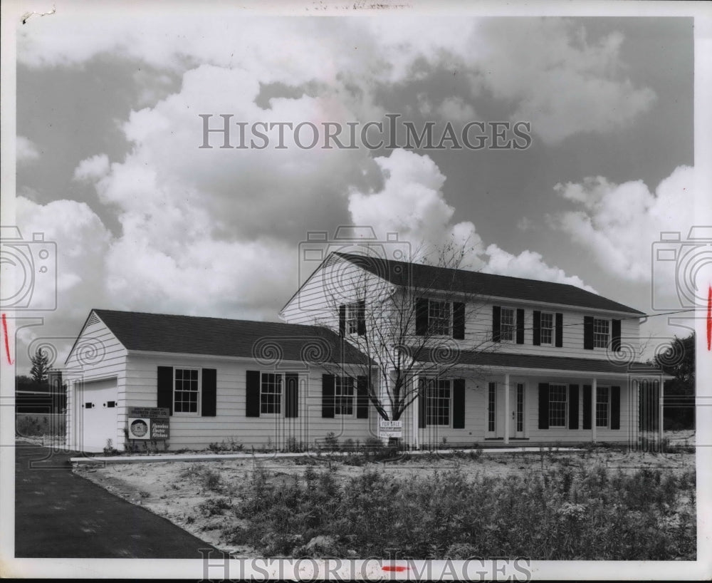 1955 Press Photo Hildreth Construction 3356 Lander Road