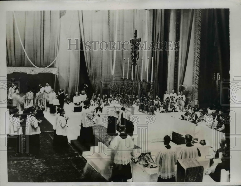 1935 Press Photo 7th National Eucharistic Congress, Cleveland Public Auditorium