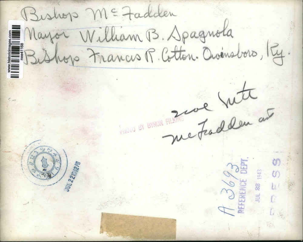 1942 Press Photo Bishop Mc Fadden, Mayor Wm. B. Spagnola Bishop Francis Cotton.