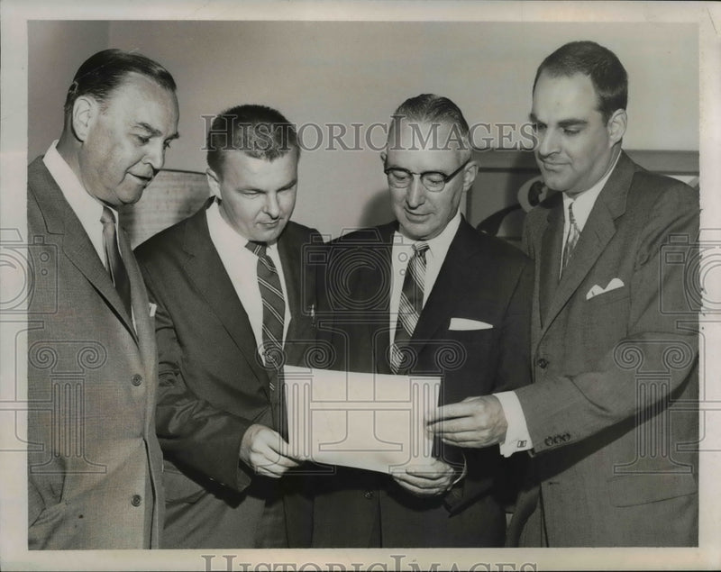 Load image into Gallery viewer, 1957 Press Photo Robert Williford, Mr. Brussat, Chas Fletcher &amp; James Schener

