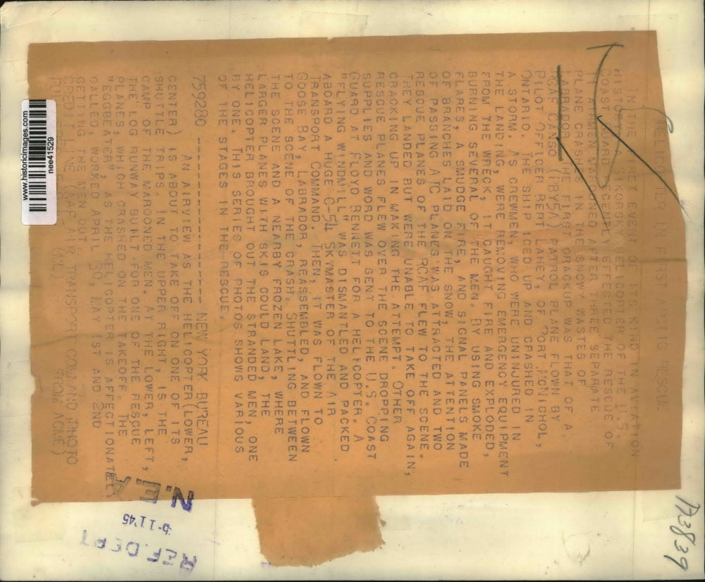 1945 Press Photo US Coast Guard rescue marooned men in Labrador Cnaada