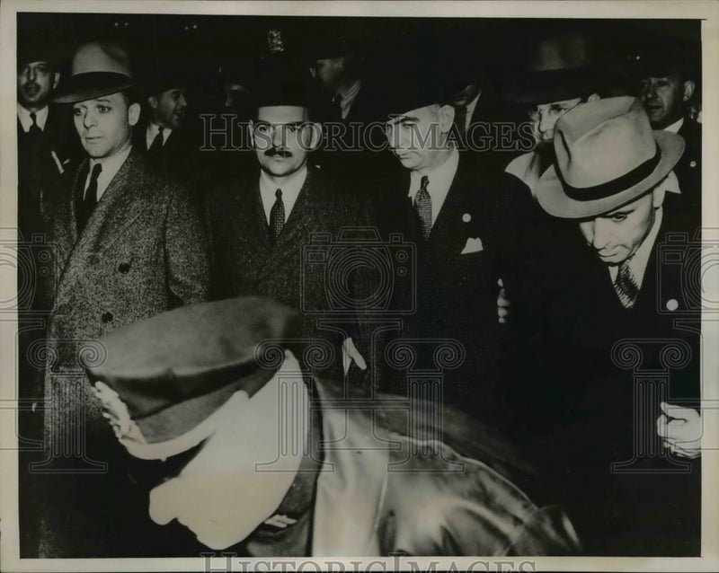 Load image into Gallery viewer, 1938 Press Photo Rochester NY District Attorney Thomas E Dewey - nee42387
