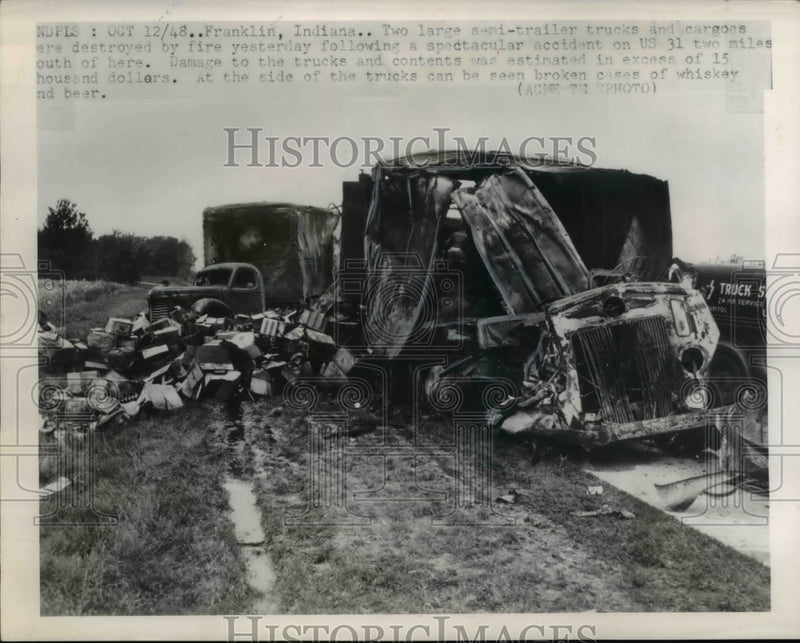 Load image into Gallery viewer, 1948 Press Photo Semi Trucks Destroyed by fire after accident on US 31 Franklin,
