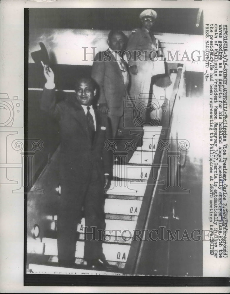 Load image into Gallery viewer, 1957 Press Photo Phillipine Vice President Carlos P. Garcia, Ramon Magsaysay
