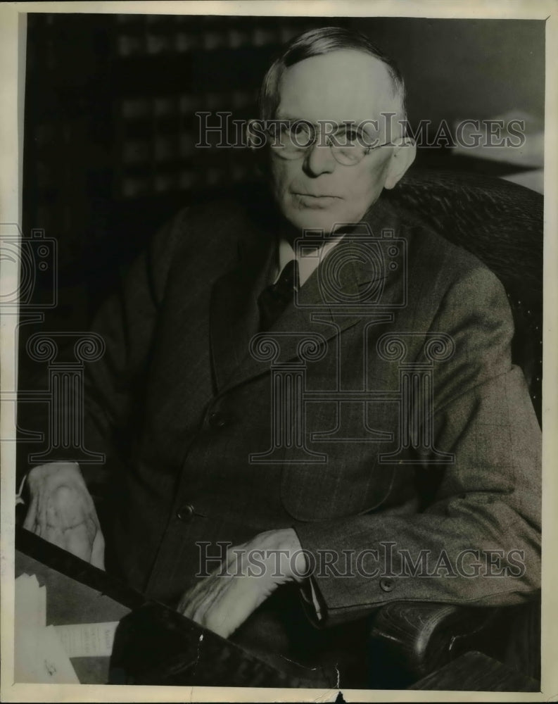 1935 Press Photo Federal Court Judge Ernest E Cushman. - nee42923