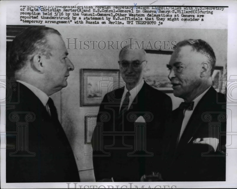 Load image into Gallery viewer, 1959 Press Photo British Foreign Secy Selwyn Lloyd with Christian Herter.
