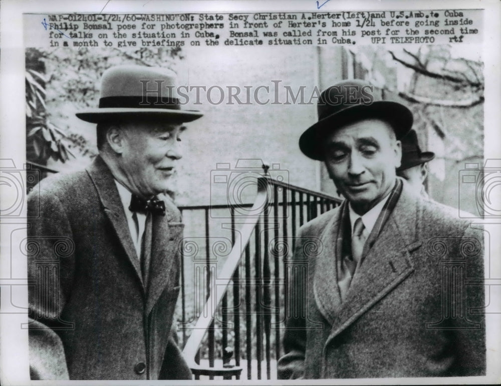 1960 Press Photo Christian A. Herter, Phillip Bonsal pose for Photographers