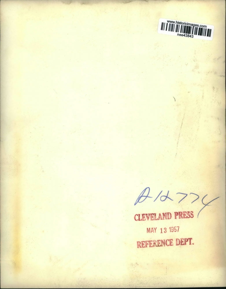 1957 Press Photo Bloomfield Hills Mich Helicopter lifts last section of spire