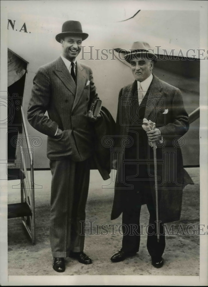 1939 Press Photo Joseph Davis, James Roosevelt Arrives in Brussels - nee44064