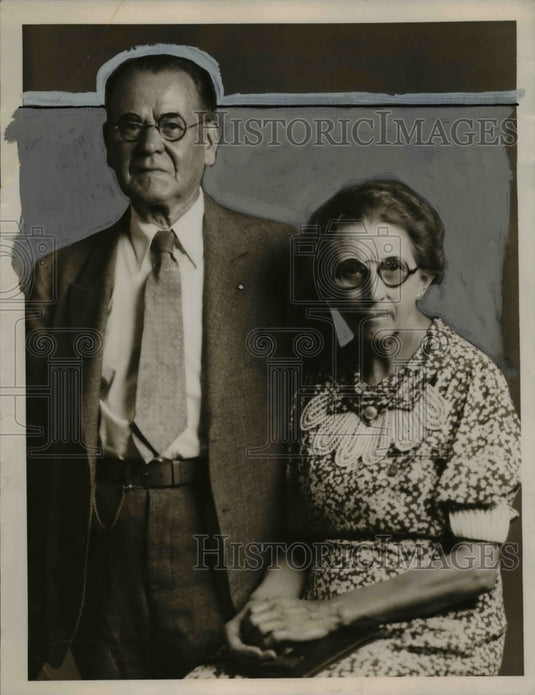 1934 Press Photo Mr. and Mrs. A H Milk Golden Wedding Anniversary - nee44534