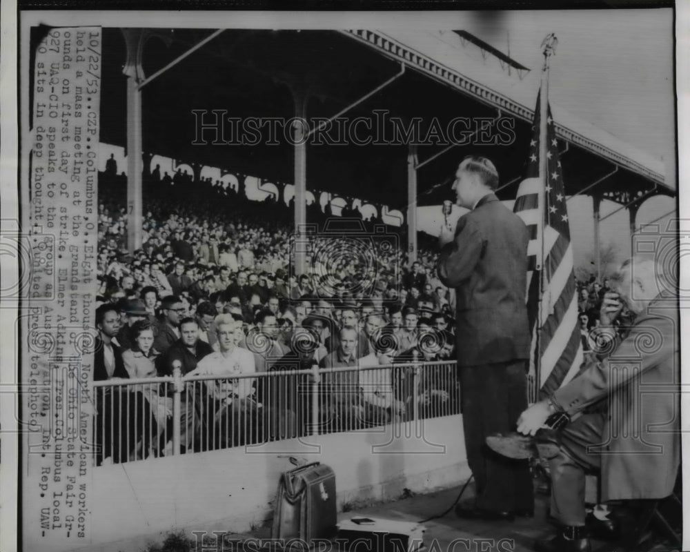 1953 Press Photo of Elmer Adkins President of Columbus Local 927 (UAW-CIO)