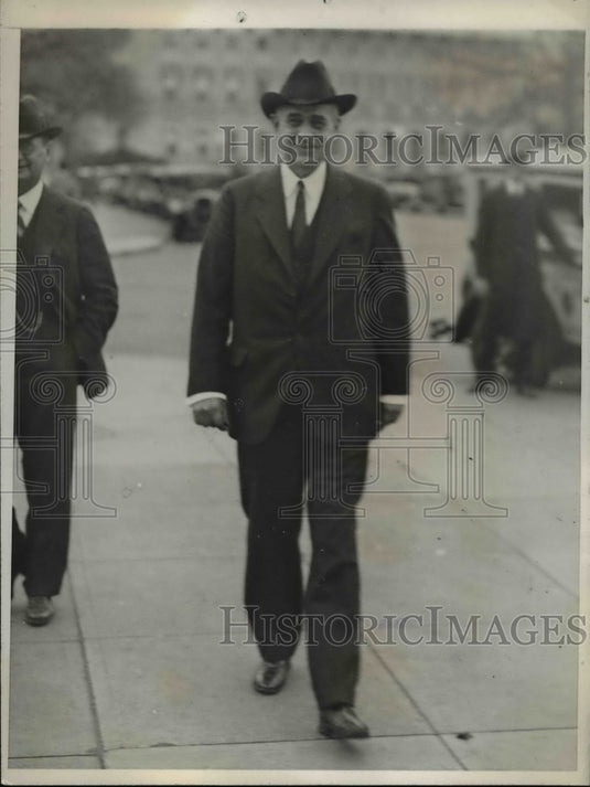 1932 Press Photo Senator Hawes Shown as he returned to his office in Missouri