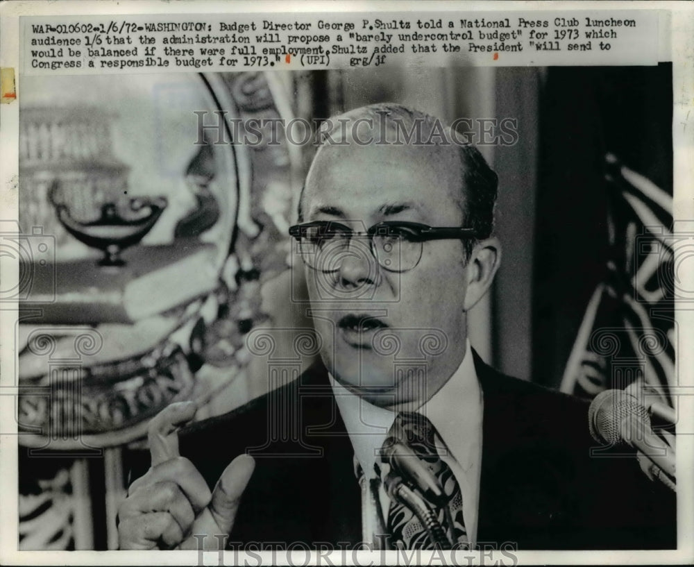 1972 Press Photo U.S. Federal Budget Director George P. Shultz During Speech