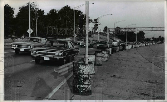 Press Photo Traffic on Interstate 71 Near Ridge Road, Ohio - nee46487