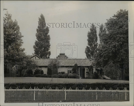 1946 Press Photo Home of A.F. Whitney, President Brotherhood of Railway Trainmen