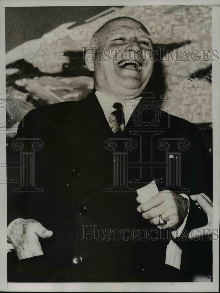 1935 Press Photo 1934 Press Photo of Gov. Frank Merriam R-CA, at his