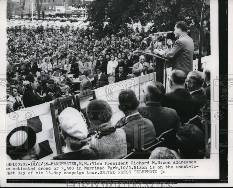 Load image into Gallery viewer, 1956 Press Photo VP Richard Nixon @ Merrimac Park campaigning for President
