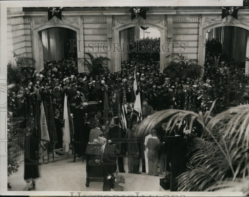 Load image into Gallery viewer, 1934 Press Photo Jim Rolph's long service as Mayor brought City Hall.
