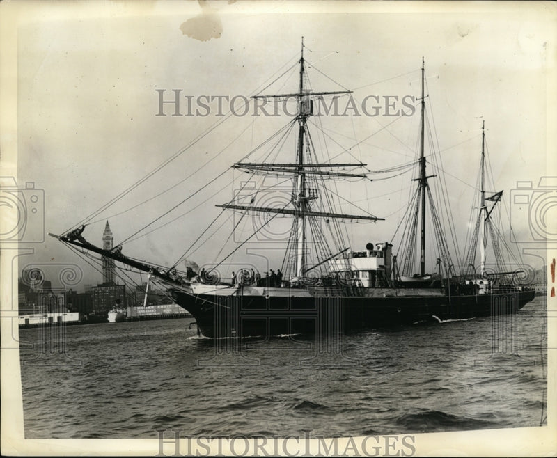 Load image into Gallery viewer, Press Photo Barkentine Bear - nee48317
