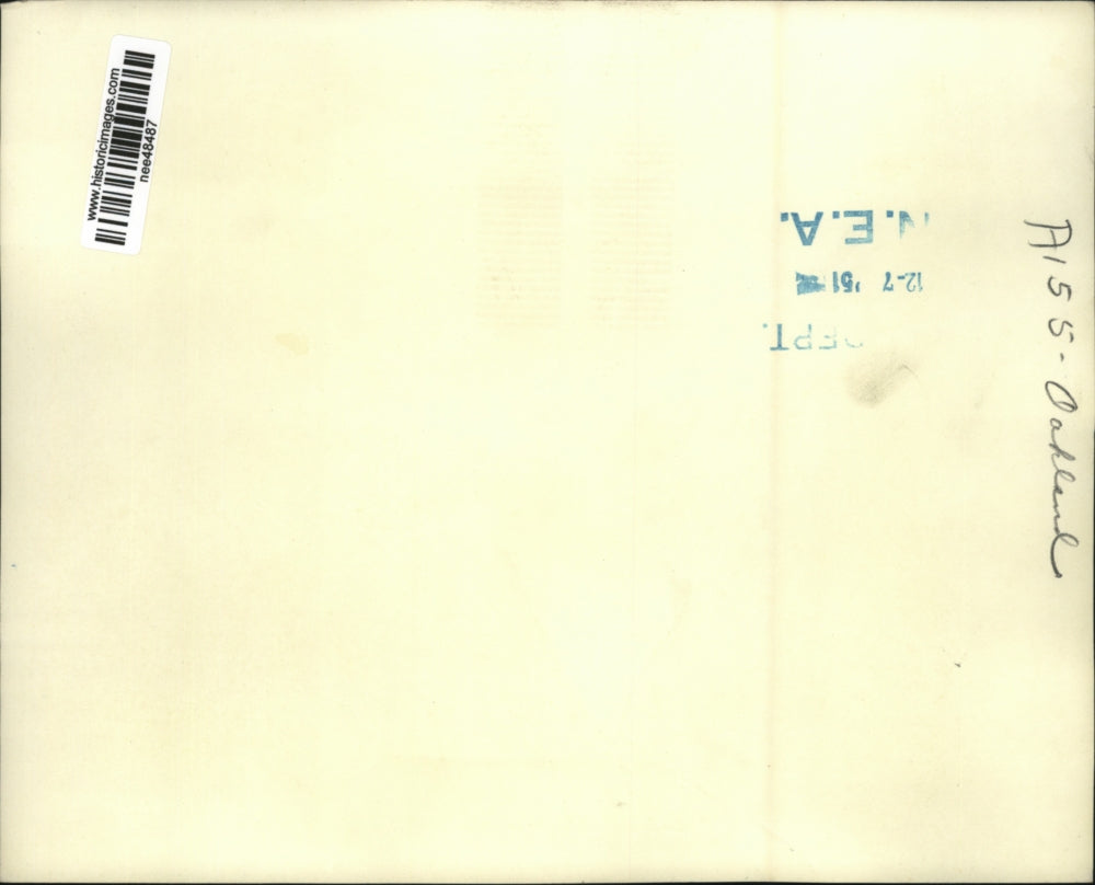 1951 Press Photo Oakland California Golden Bears Boat Rowing Oakland Eatuary