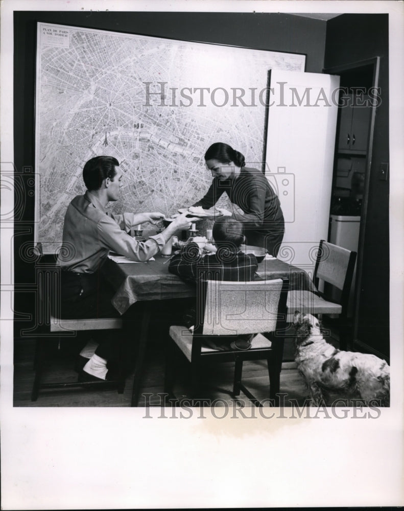 1953 Press Photo  George, Ethel, and their son Michael before curtain time. - Historic Images