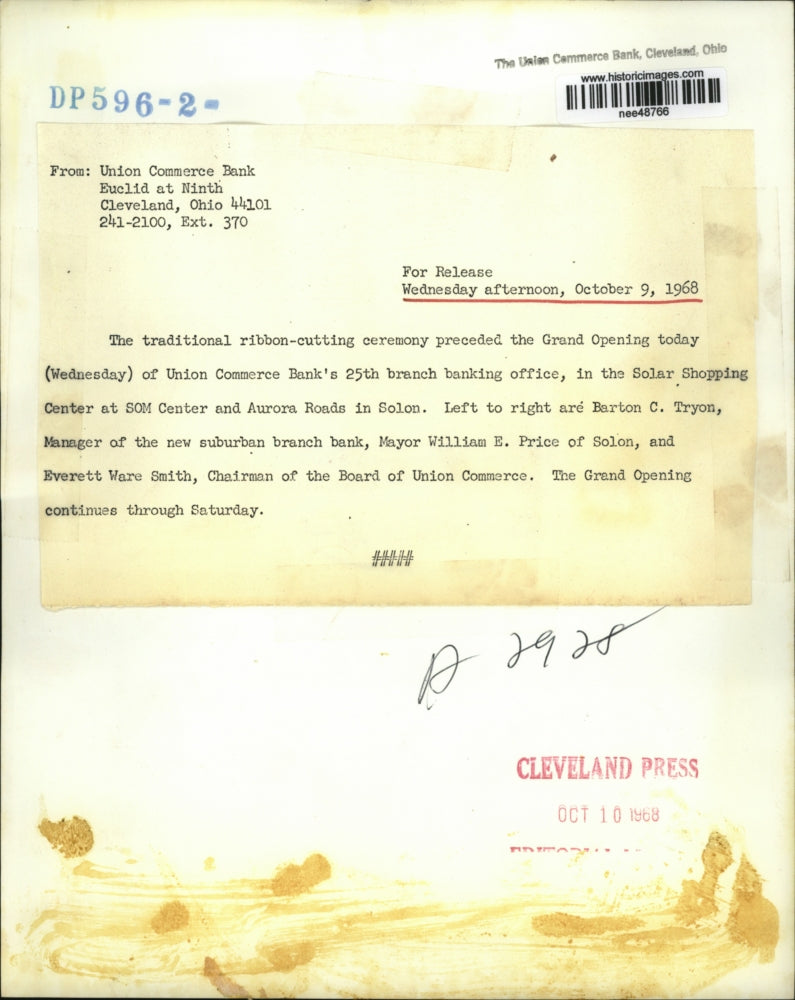 1968 Press Photo Union Commerce Bank's 25th Branch Bank Ribbon-Cutting Ceremony