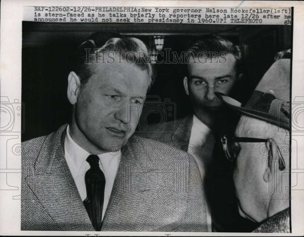 1959 Press Photo Gov. Rockefeller Tells Reporters He Will Not Seek Presidency