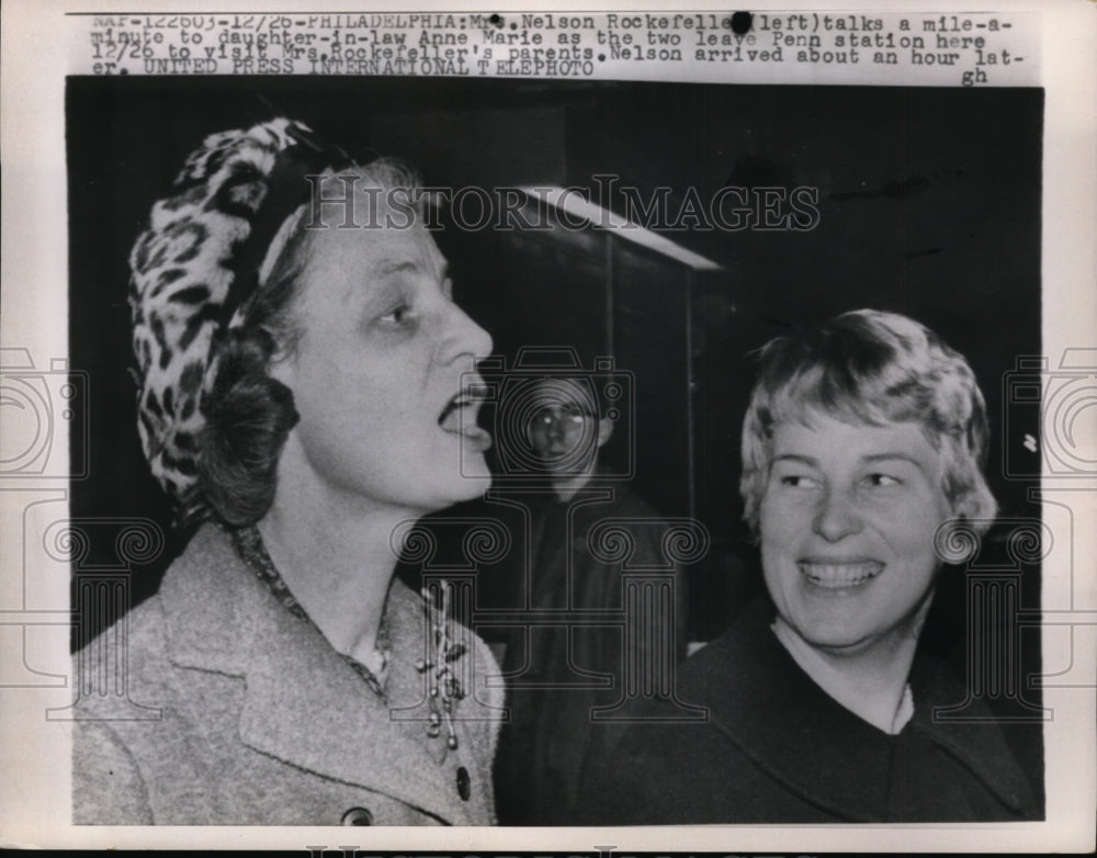 1959 Press Photo Mrs. Nelson Rockefeller Talks A Mile A Min To Anne Marie