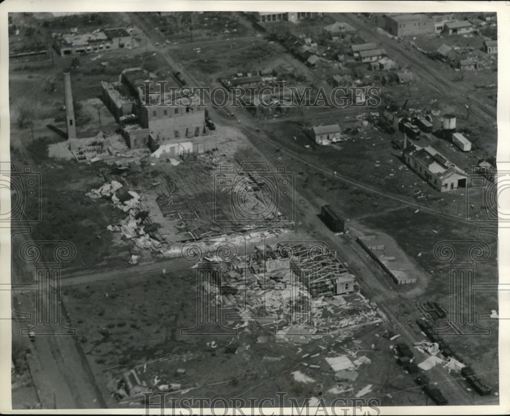 1933 Press Photo Aerial view of wreckage of plant at Brownsville.