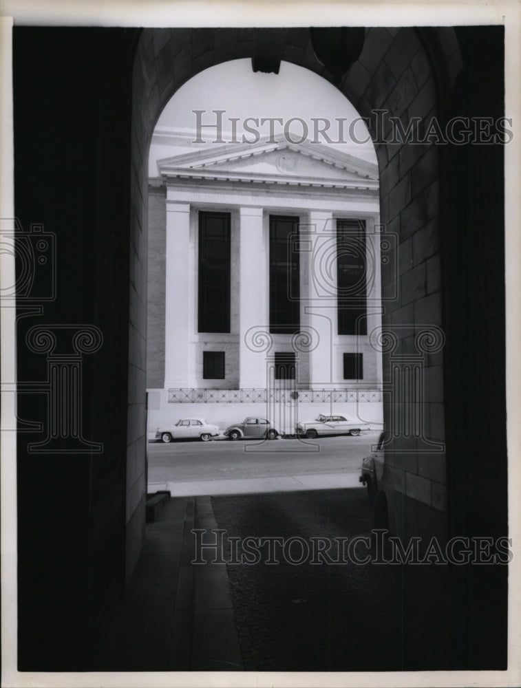 1959 Press Photo Wash DC new Senate Office Building from the driveway