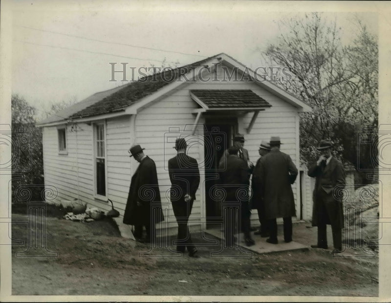 Load image into Gallery viewer, Press Photo Scarsdale, NM Greenburg police station - nee50584
