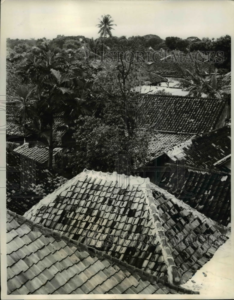 1961 Press Photo Djakarta Red Tile Roofs Indonesia - nee51608