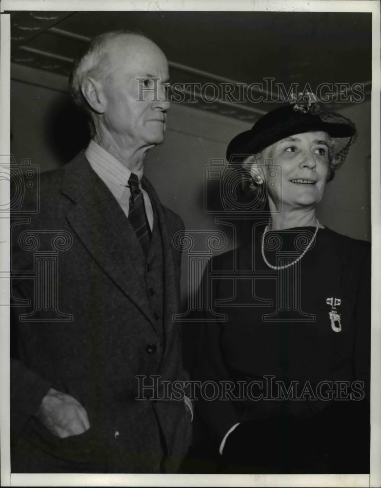 1940 Press Photo Adm. Erin Muifin & Wife - nee51672