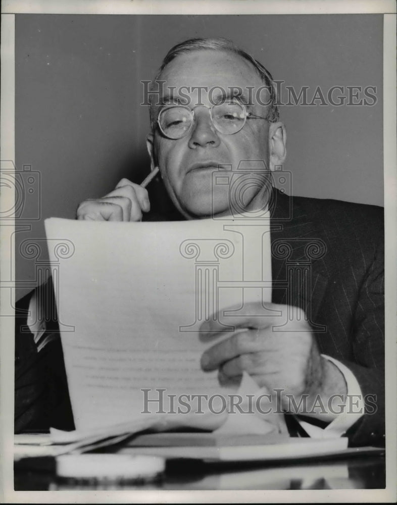 Load image into Gallery viewer, 1952 Press Photo Secretary of State John Foster Dulles - nee51805
