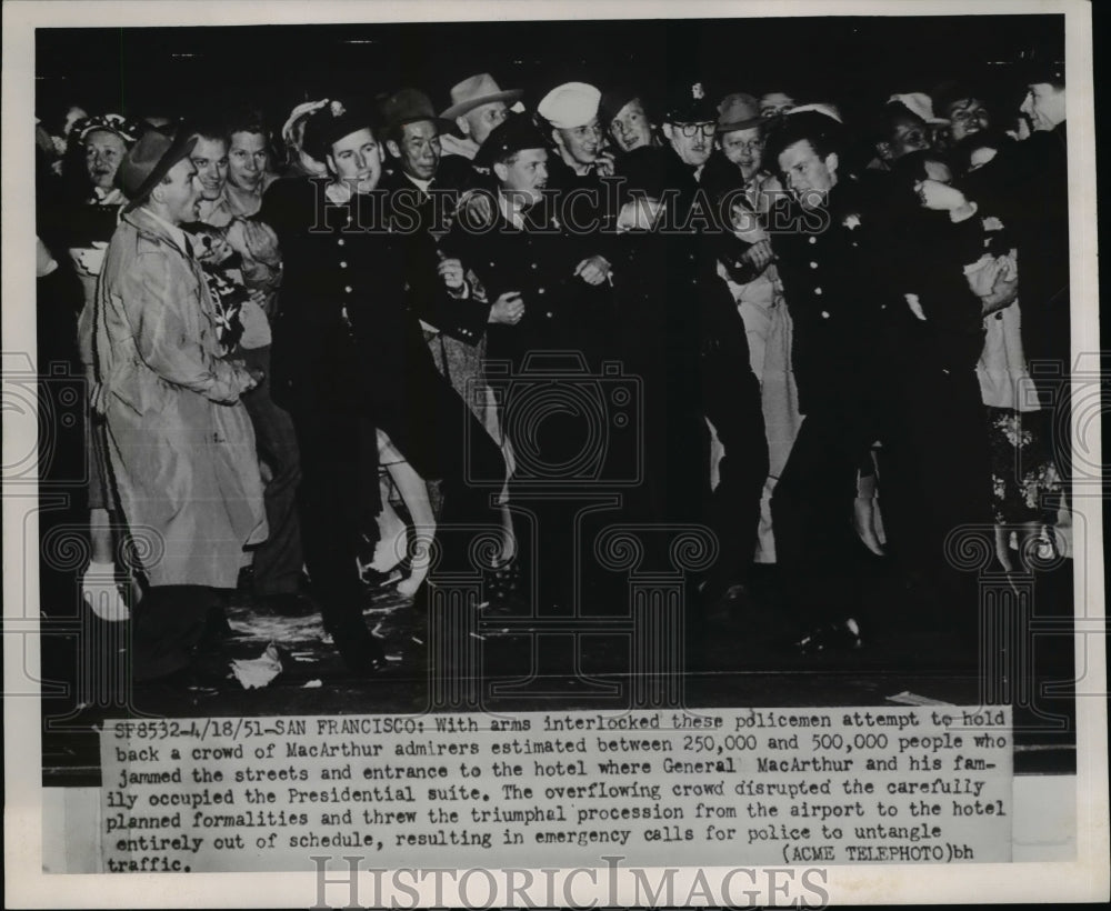 1951 Press Photo Policemen Hold Back Crowd at Douglas MacArthur Parade- Historic Images