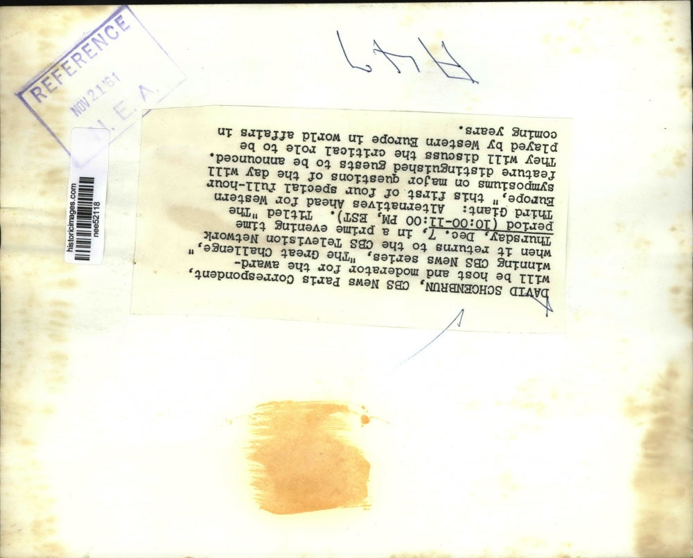 1961 Press Photo David Schcenbrun, CBS News Paris Correspondents. - nee52118