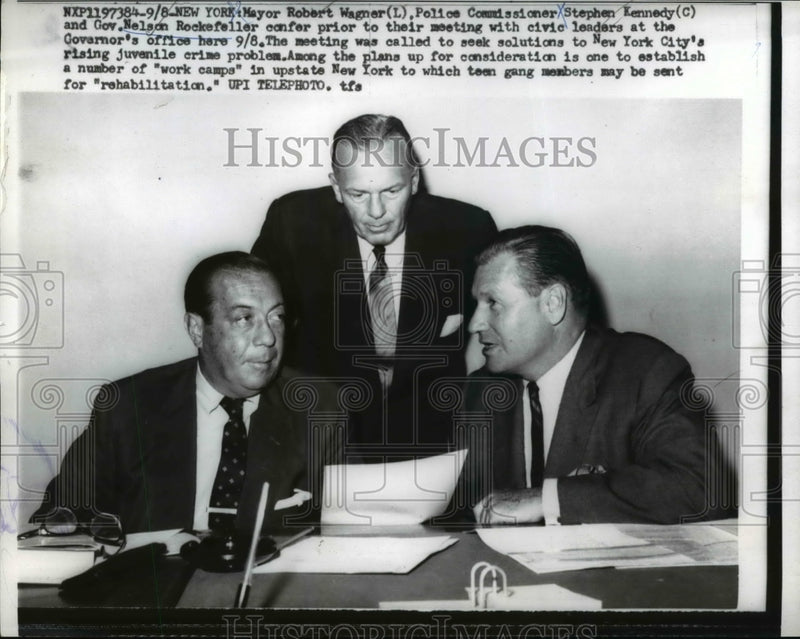 Load image into Gallery viewer, 1959 Press Photo Mayor Robert Wagner, Stephen Kennedy, Nelson A. Rockefeller
