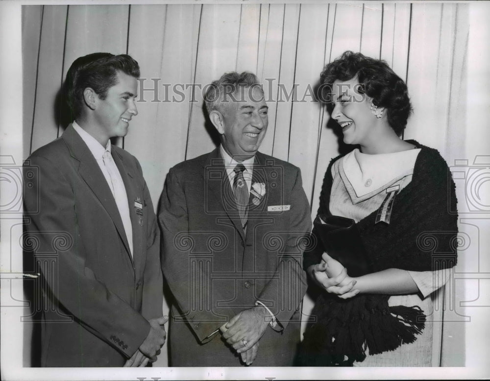 1957 Press Photo Richard & Barbara Nelson of Carpenters Union R Cummins Chicago