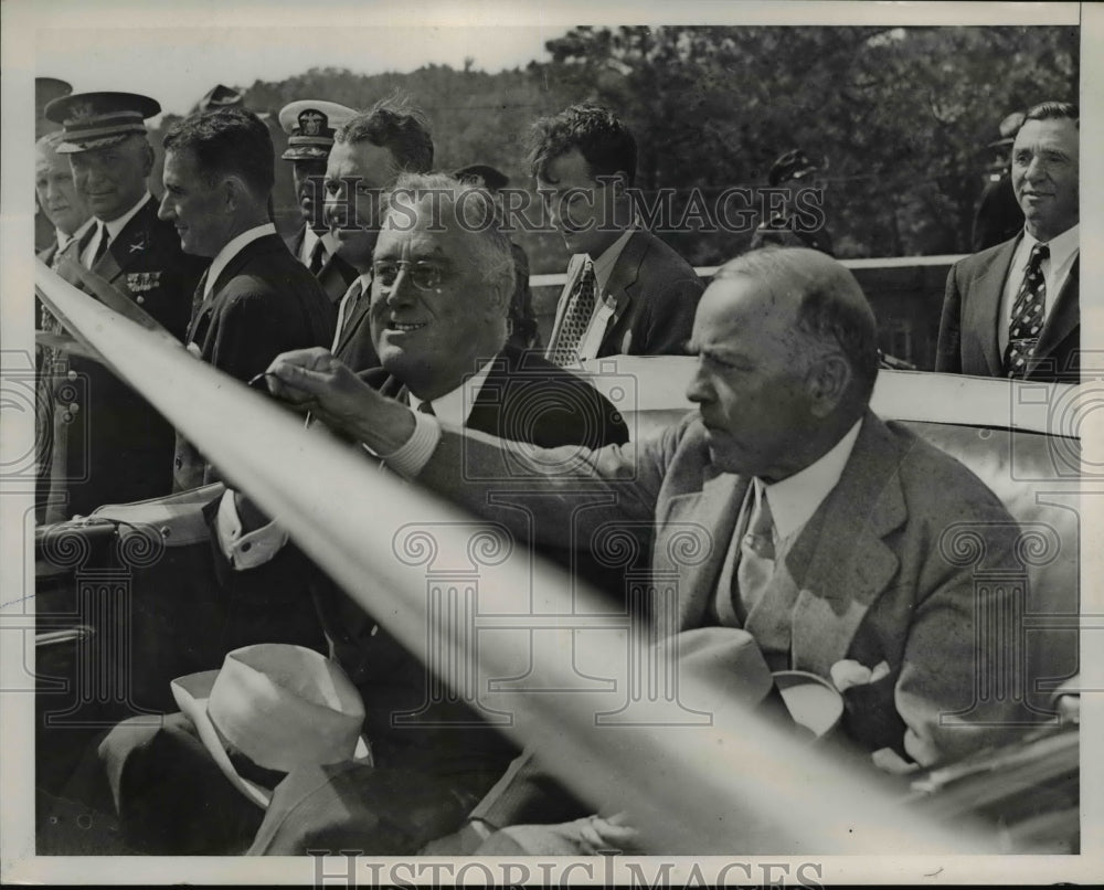 1938 Press Photo President Franklin D. Roosevelt, W.L. Mackenzie King in Car