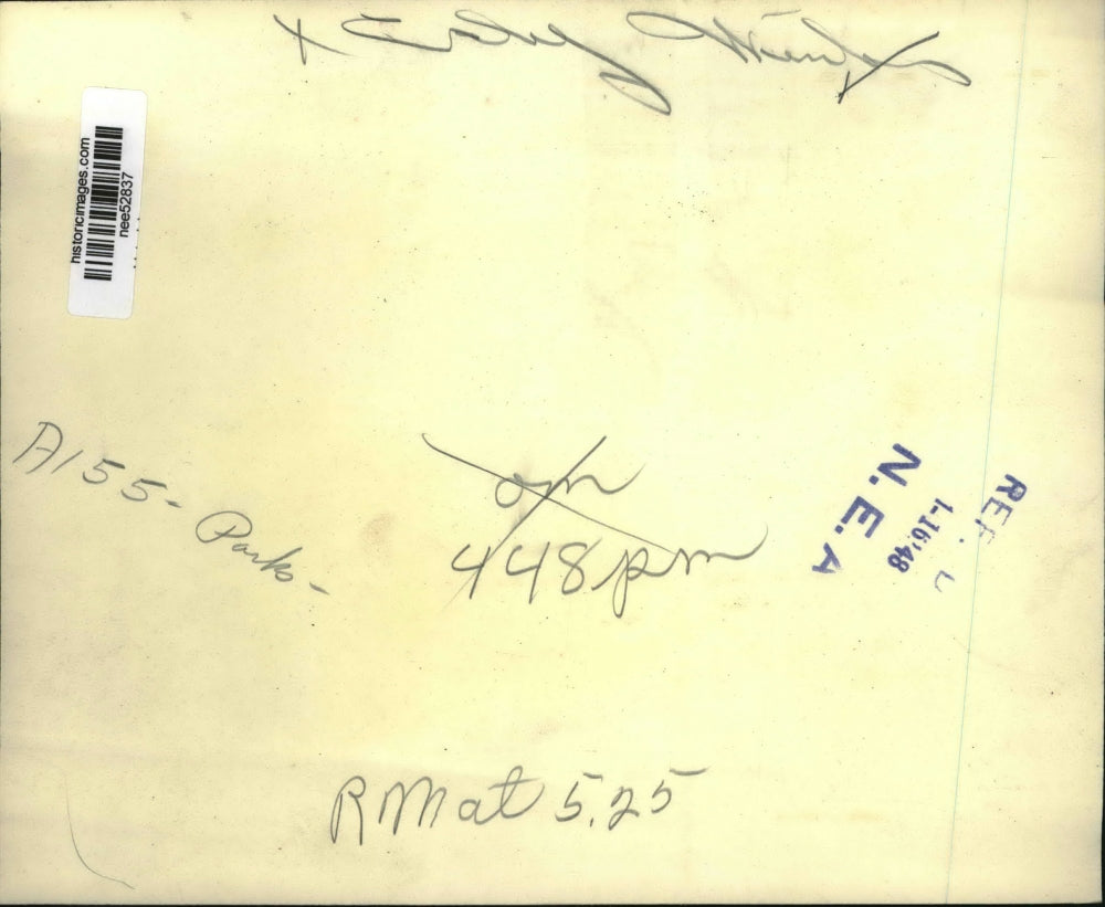 1948 Press Photo White Christmas Party San Francisco Snow Ball Fights