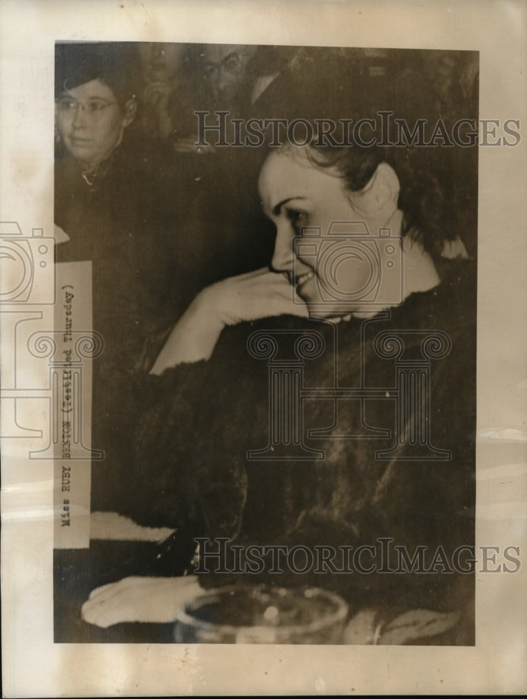 1940 Press Photo Miss Runy Benton, Dr. W.J. Johnson Supt. San Antonio State
