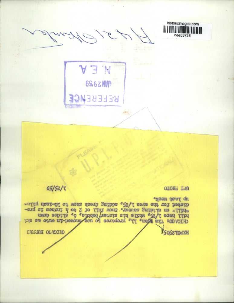 1959 Press Photo Chicago, Tim Ryan With Debbie Playing In The Snow. - nee53738