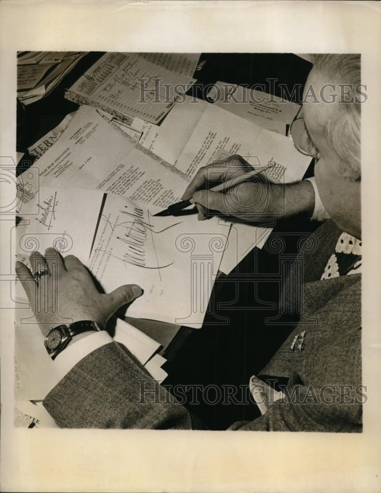 1946 Press Photo Signature of Congressman Frank Boykin - nee53825